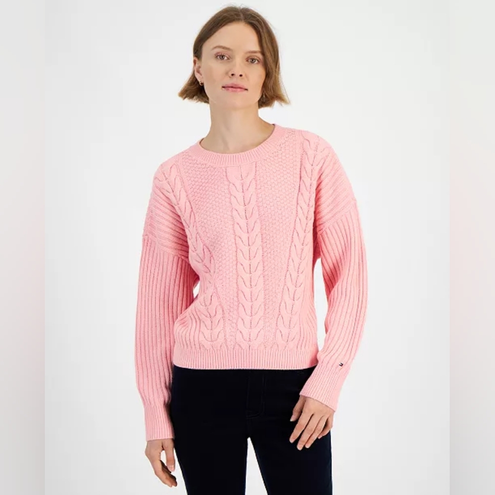 Womens LG Tommy Hilfiger Pink/Salmon colored sweater